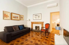 Гостиница Exclusive apartment a few steps from the Spanish Steps  Рим